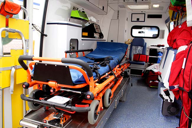 Service ambulance La Coquille